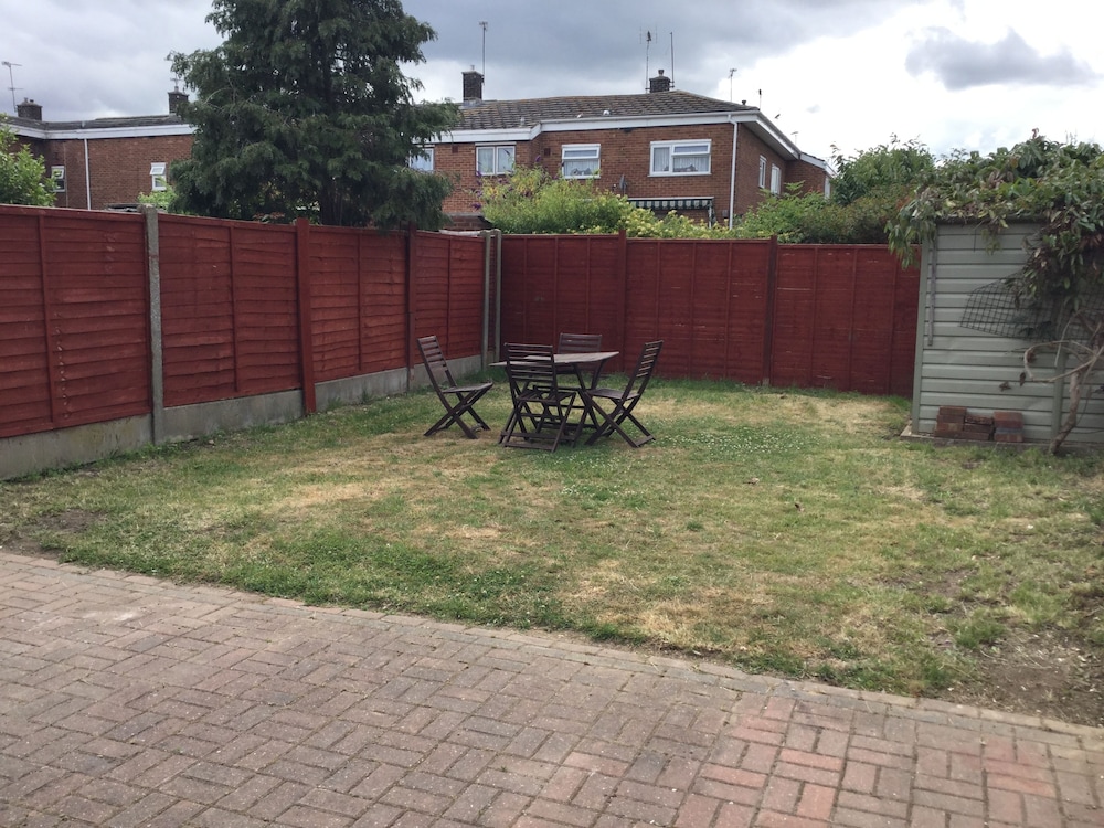 Nice 4 Bedroom near Basildon Town Center