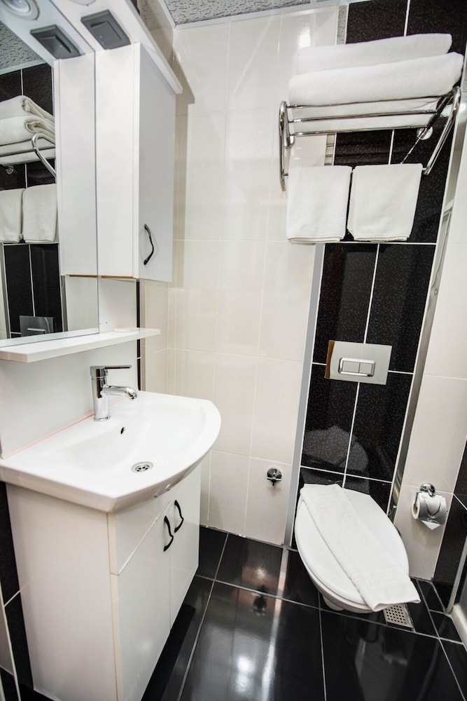 Pera Life Otel - Image 25