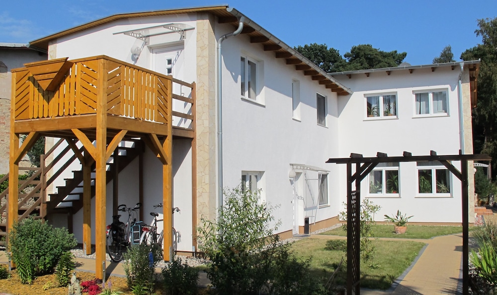 Ferienwohnungen Villa Waldblick view 2
