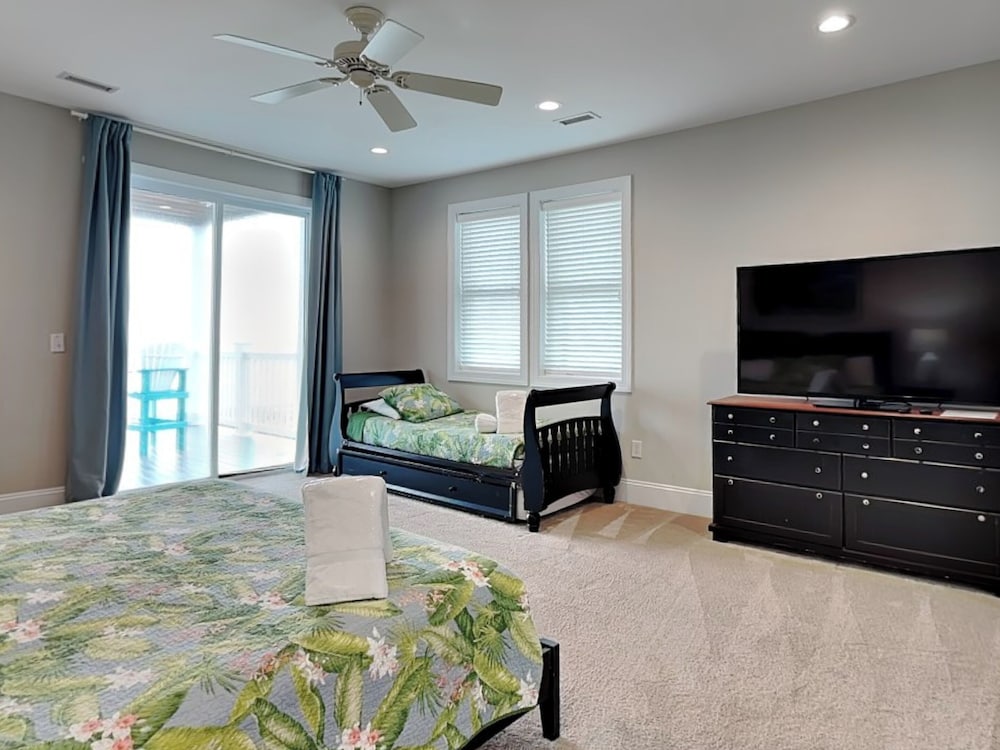 Eagles' Landing by Topsail Realty