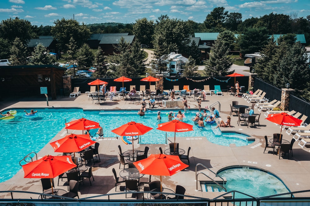 Edge-O-Dells Resort - 21 and Older