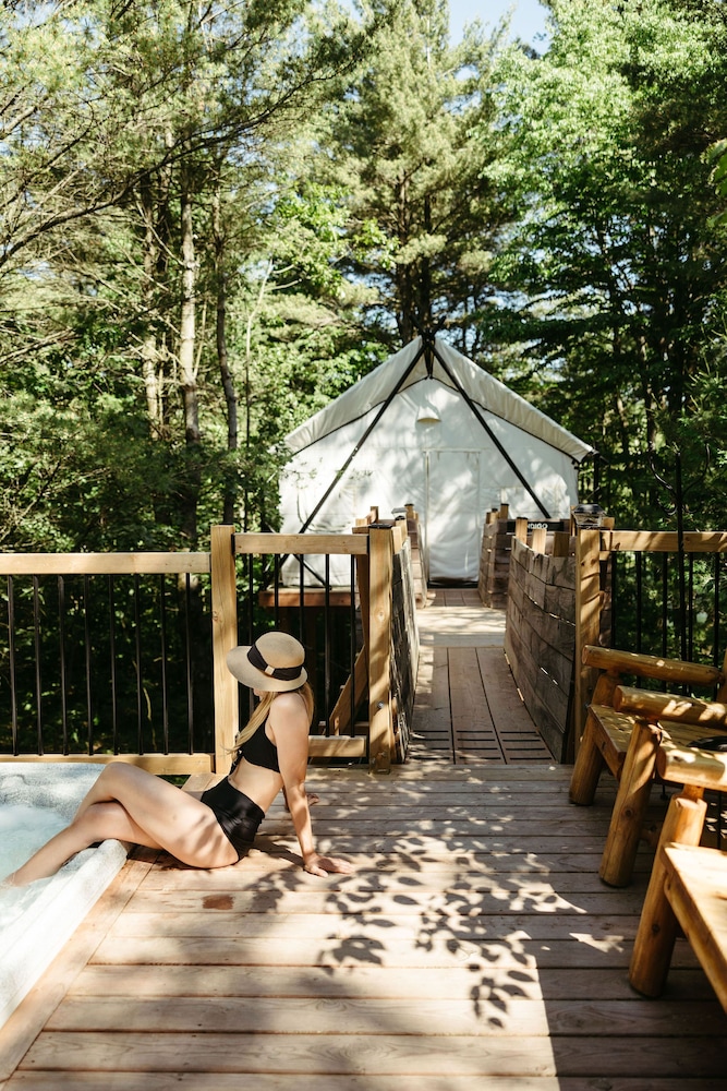 Whispering Springs Wilderness Retreat