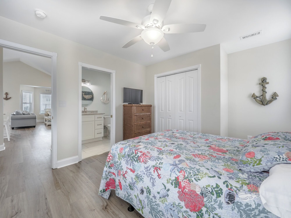 Beach, Please by Topsail Realty