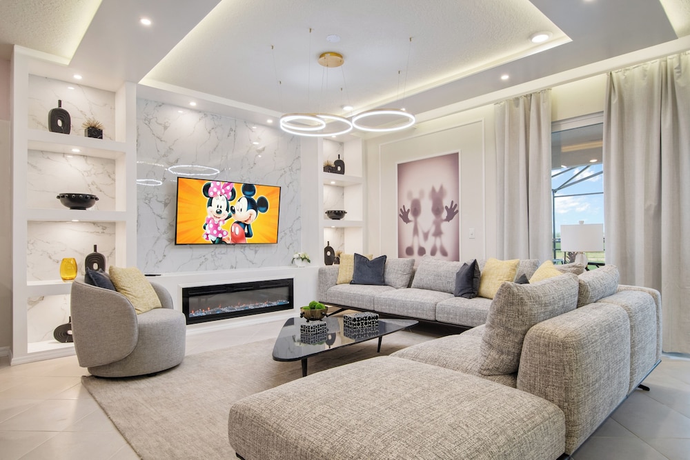 15993CCL Windsor Cay Resort