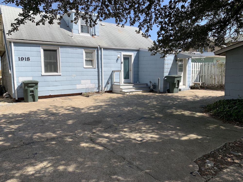Beach Front On The Bay 3 Bedroom Bungalow