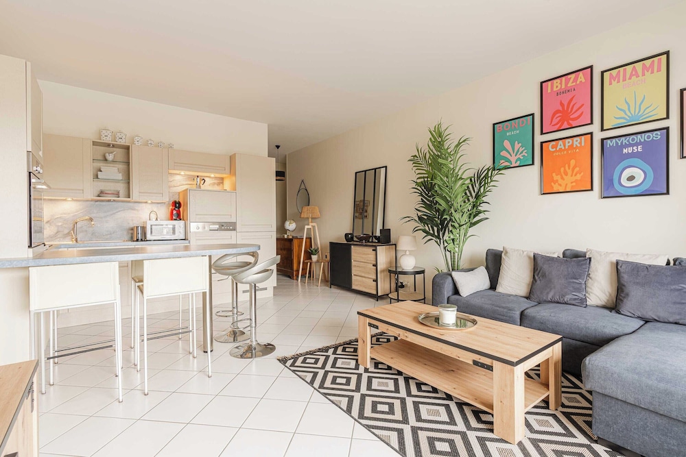 Modern Apartment With Terrace Trouville