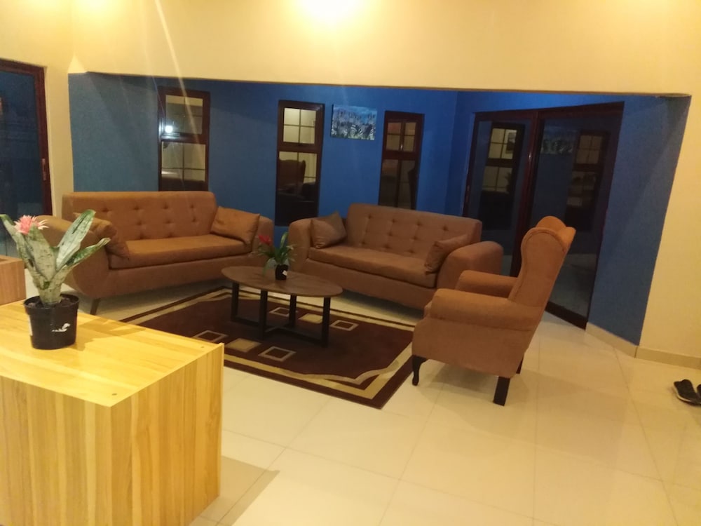 Lalani Prestige Guesthouse view 3