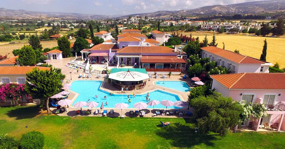 Hotel Akamanthea Holiday Village - Image 1