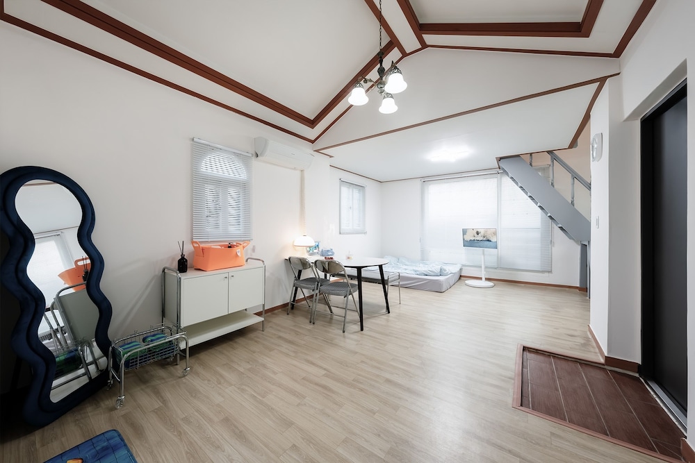 Ganghwa Aboha Pet-friendly Pension