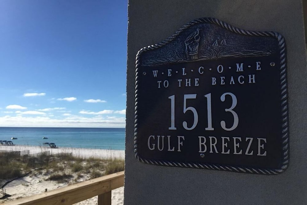 Gulf Breeze 6 Bedroom Holiday Home by Five Star Properties