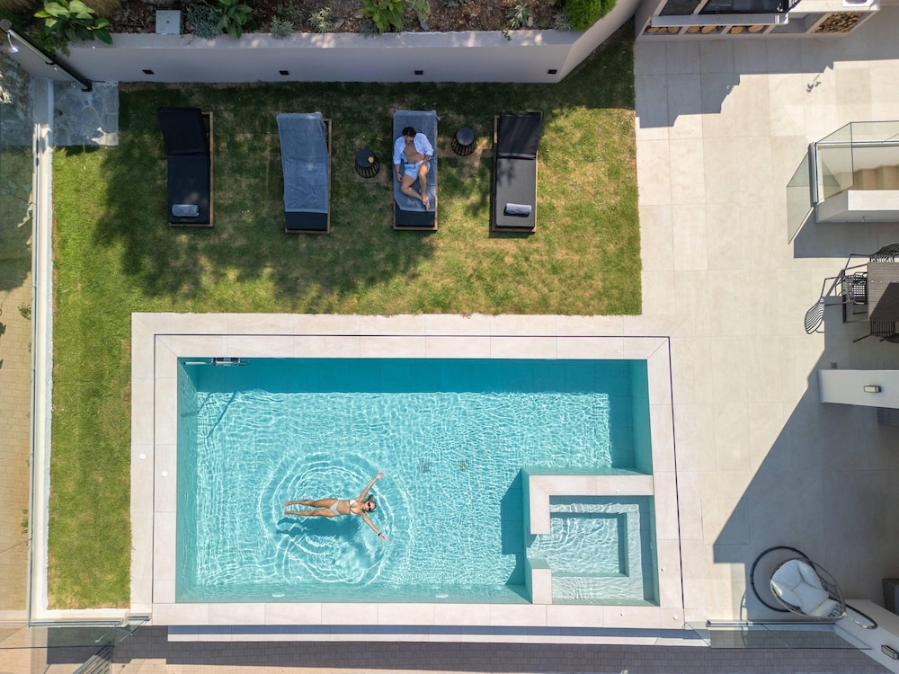 Luxury Villa Verde