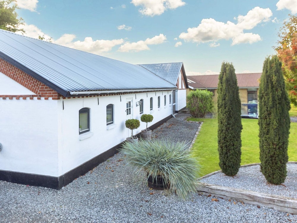 Charming Farmhouse Retreat - By Traum Ferienwohnungen view 3