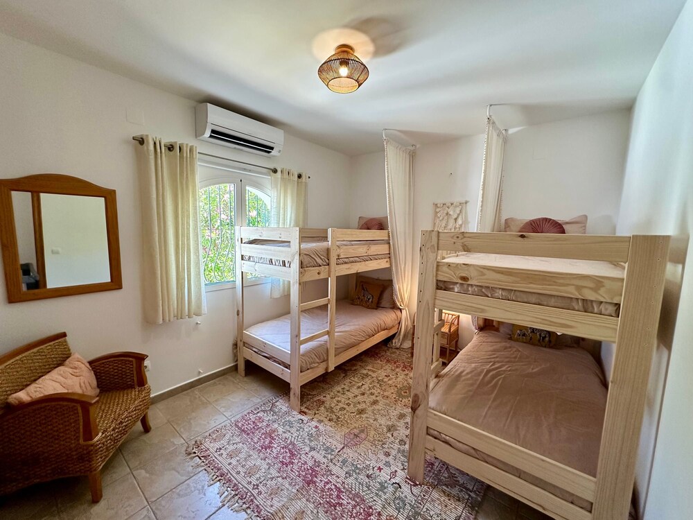 3 Bedroom Villa Walking Distance to Moraira