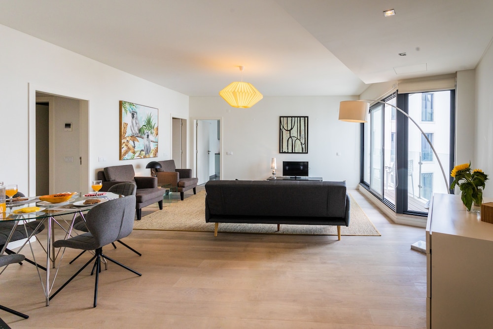 Santa Catarina Superior Apartments by linc