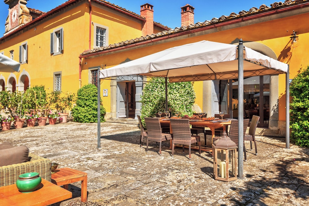 Real Fattoria di Bettolle - Luxury Villa view 3