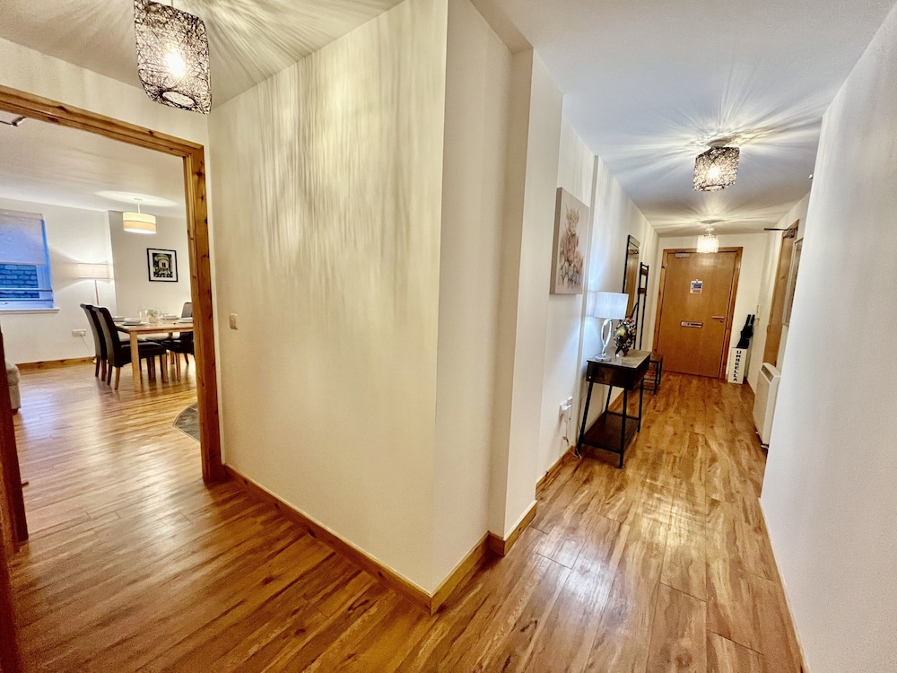 La Scala Inverness City Apartment view 2