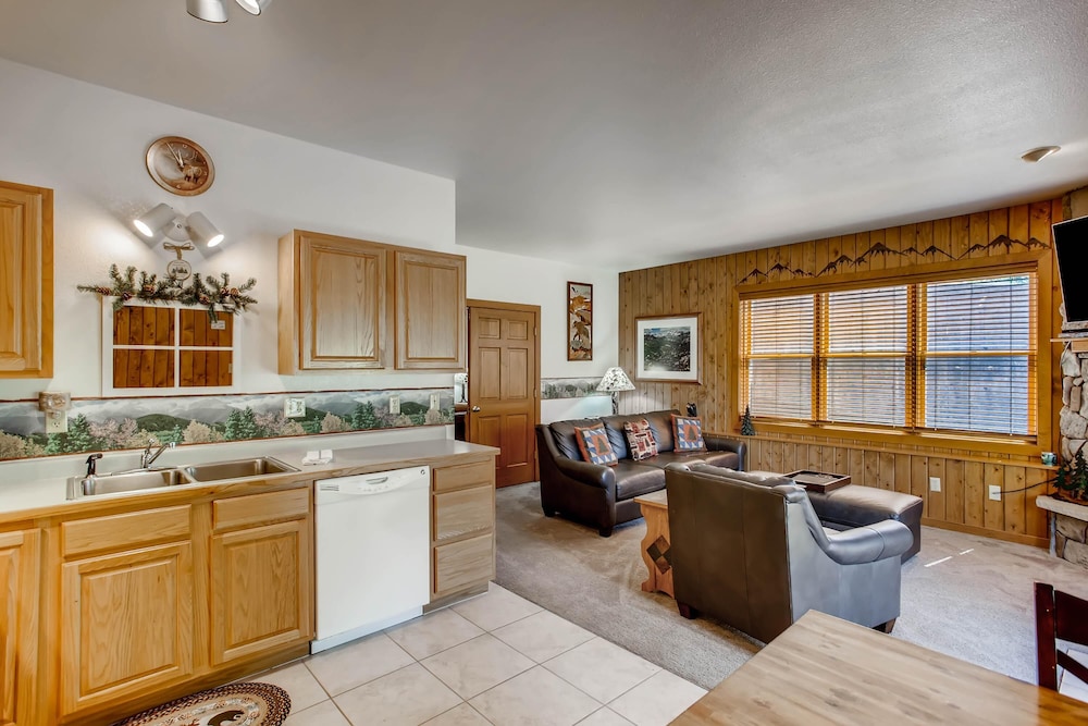 Black Canyon Inn Unit B1/2 view 2
