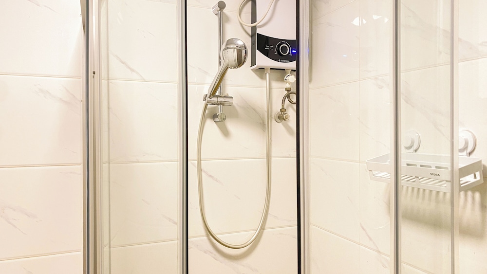 Comfort And Elegant 3Br Apartment Sky House Bsd