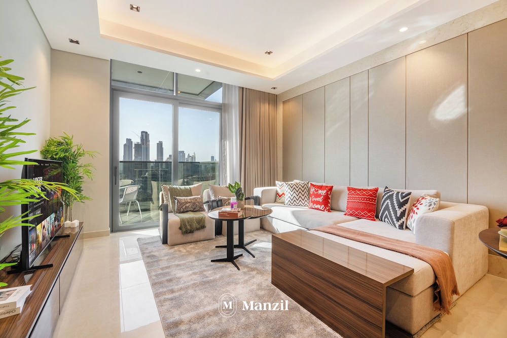 Manzil-1BR Apartment with Burj View