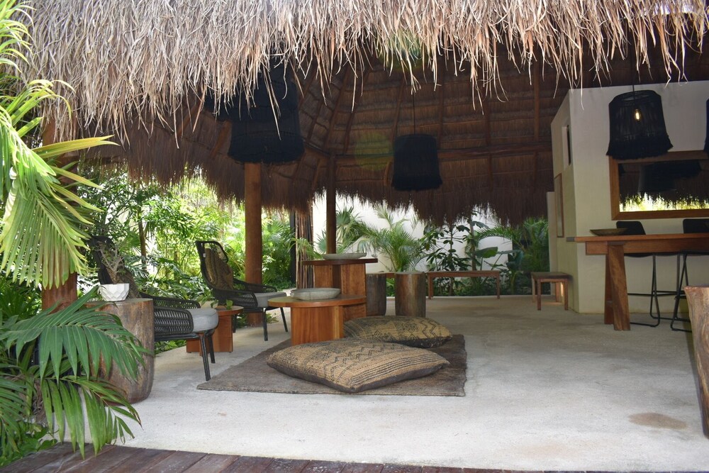 Penthouse With Plunge Pool by Bungalo in Aldea Zama