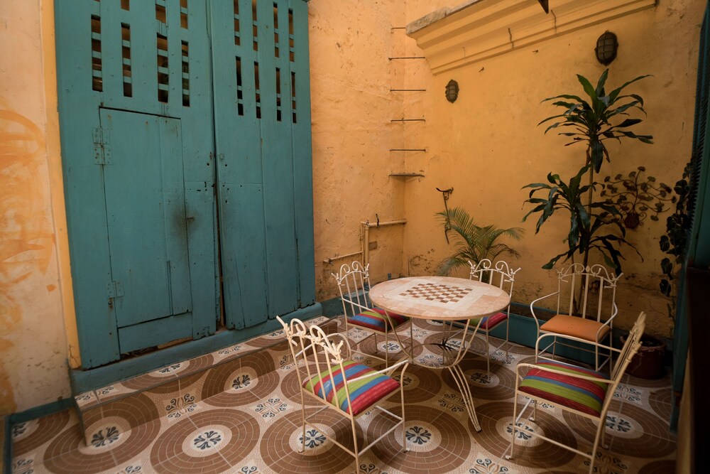 Casa Verde By NOMAD GURU