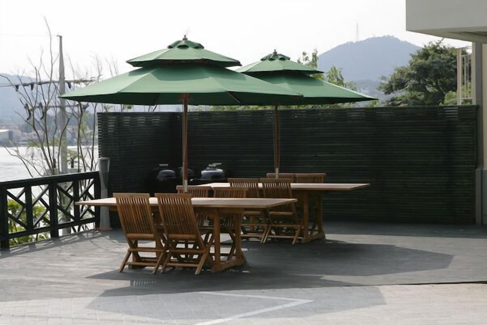 Tacet Pension