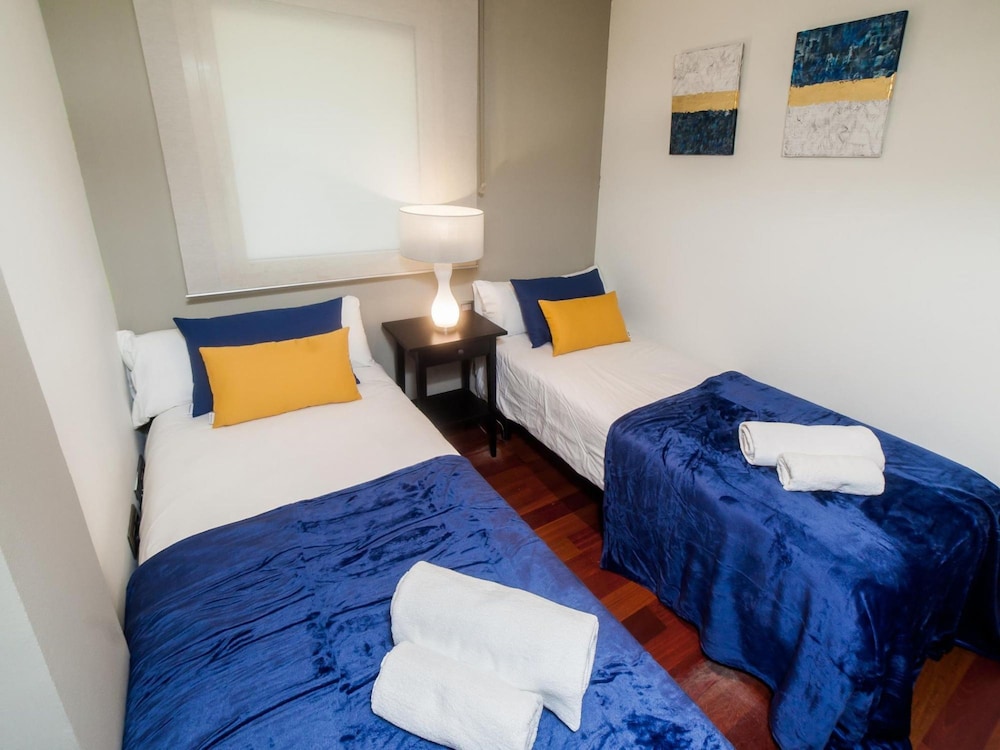Victoria City Center 1 Downtown Luxury Duplex