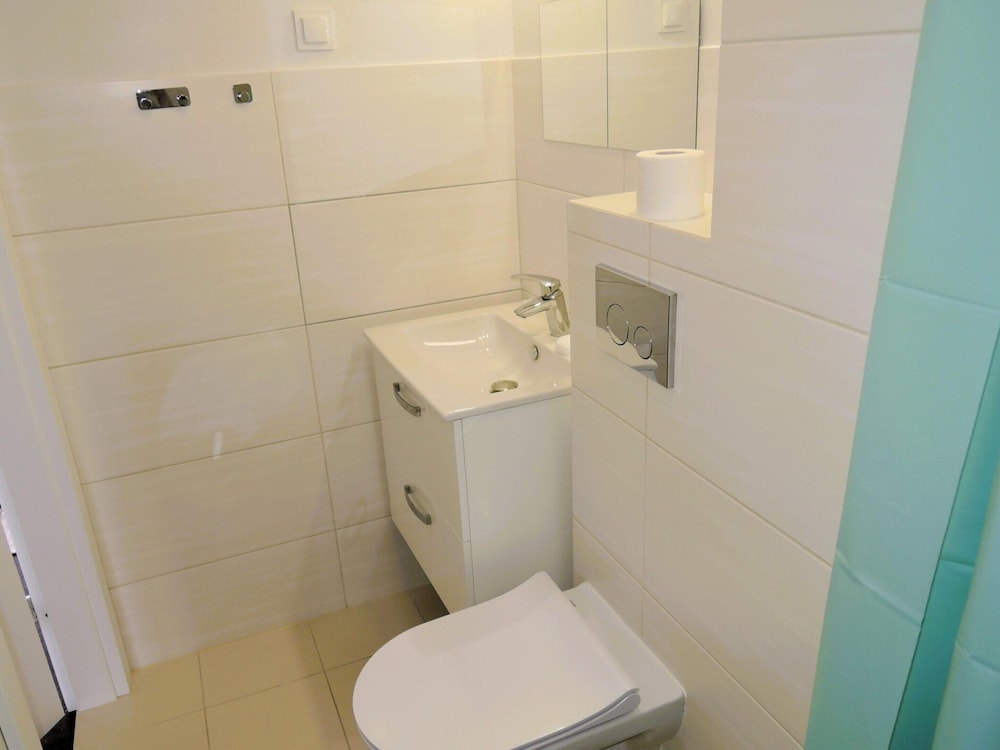 Apartment in Rewal Near Beach and Whale Park view 3