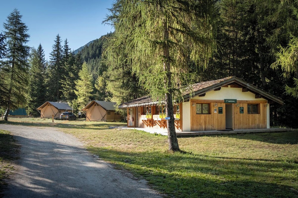 Huttopia Champagny en Vanoise