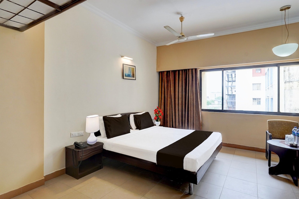 Super Townhouse Koyambedu Royal Plaza