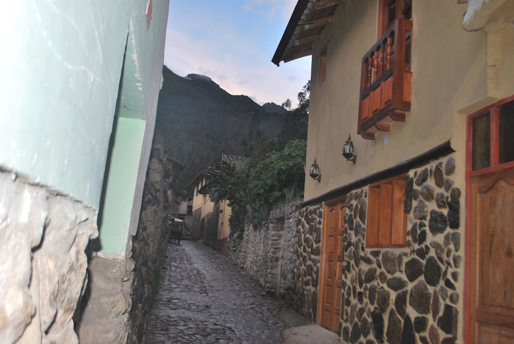 Kiswar Lodge