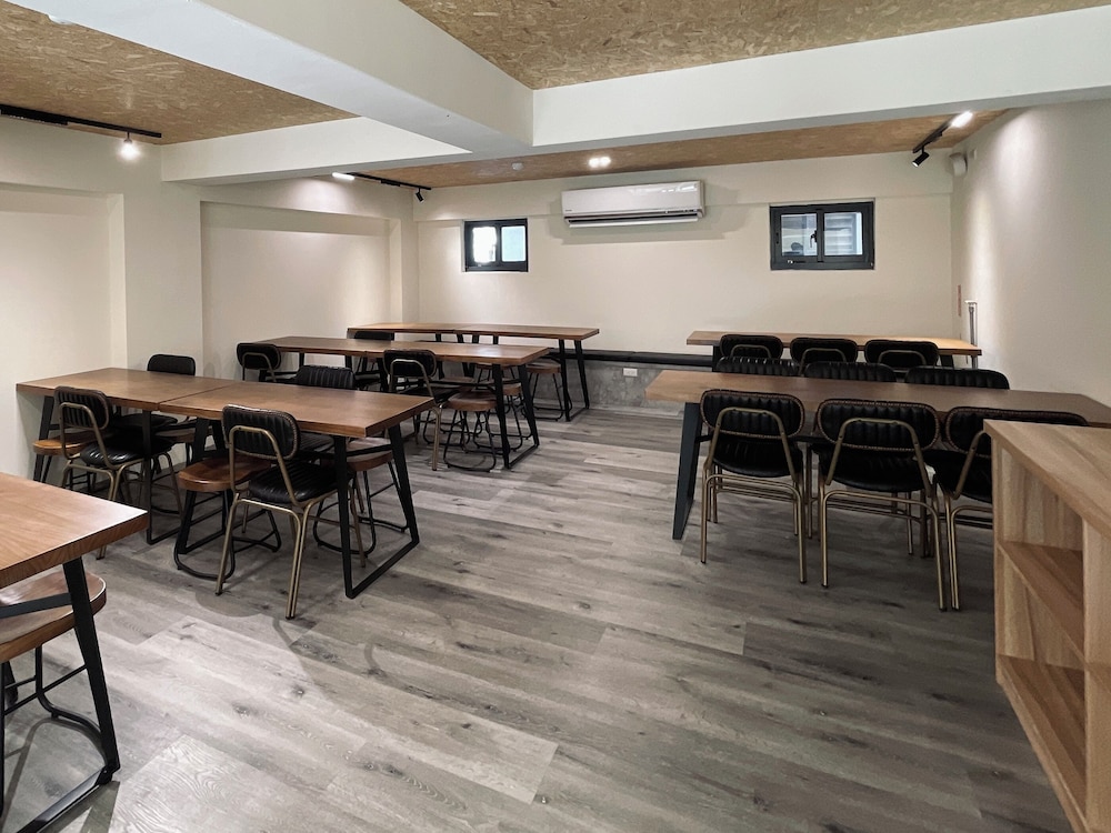 meeting & event spaces