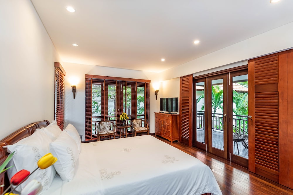 Tropical Villas Beach Danang