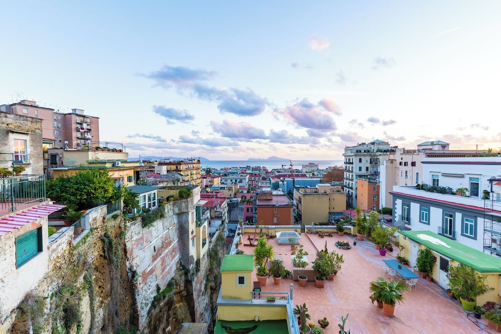 Villa Paola - Hidden Panoramic Garden and Terraces by Napoliapartments