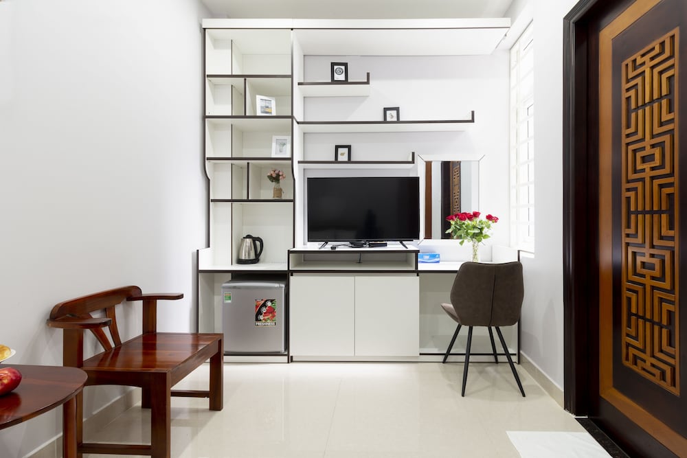 CBD Home - Home in Central - The Art