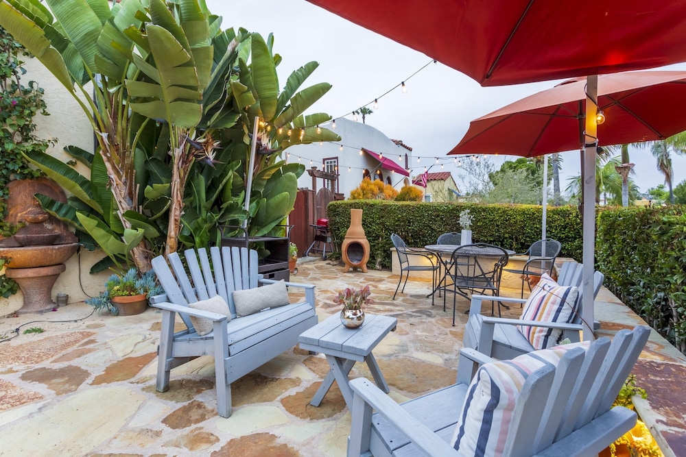 Spanish Urban Oasis-5 Min Walk to Best Local Spots