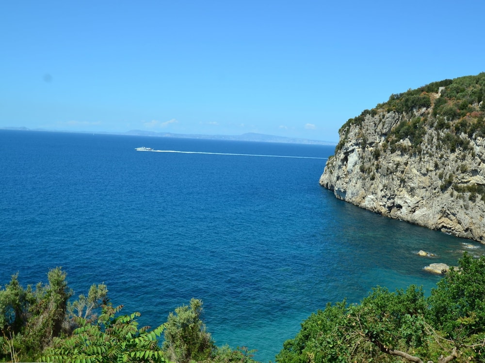 Belvilla by OYO Montano view 3