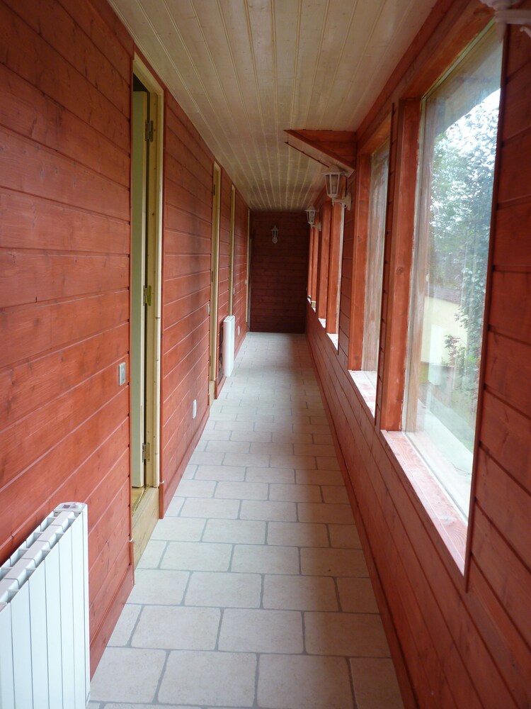 Photo 12