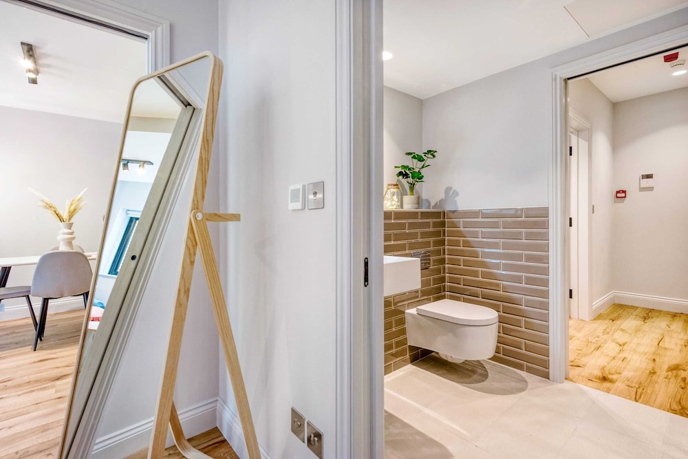 Coleherne Road Residence II