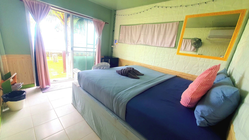 Kohchang 7 seaview bungalow