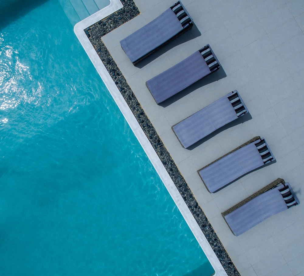 Aelia Paros Villas