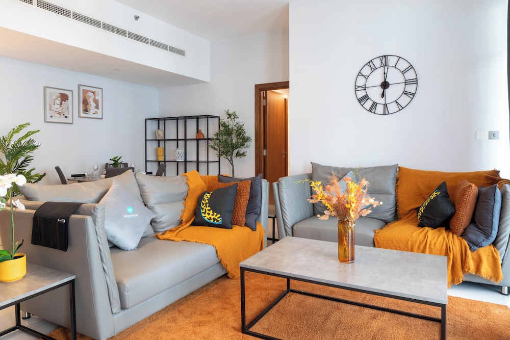 Bloomfields Luxurious 2BR In Parkside