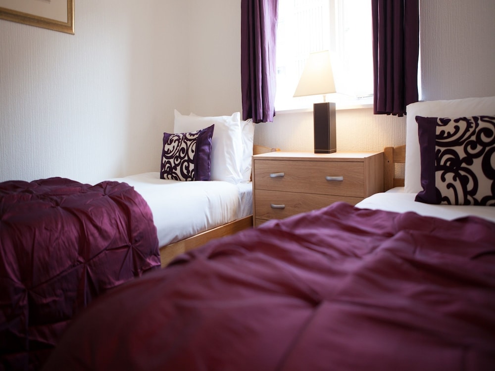 Leith Apartments