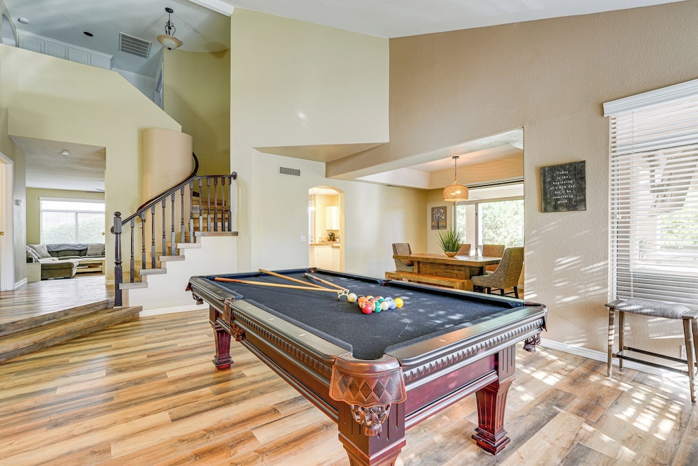 3 Mi to Granite Reef: Spacious Retreat w/ Pool