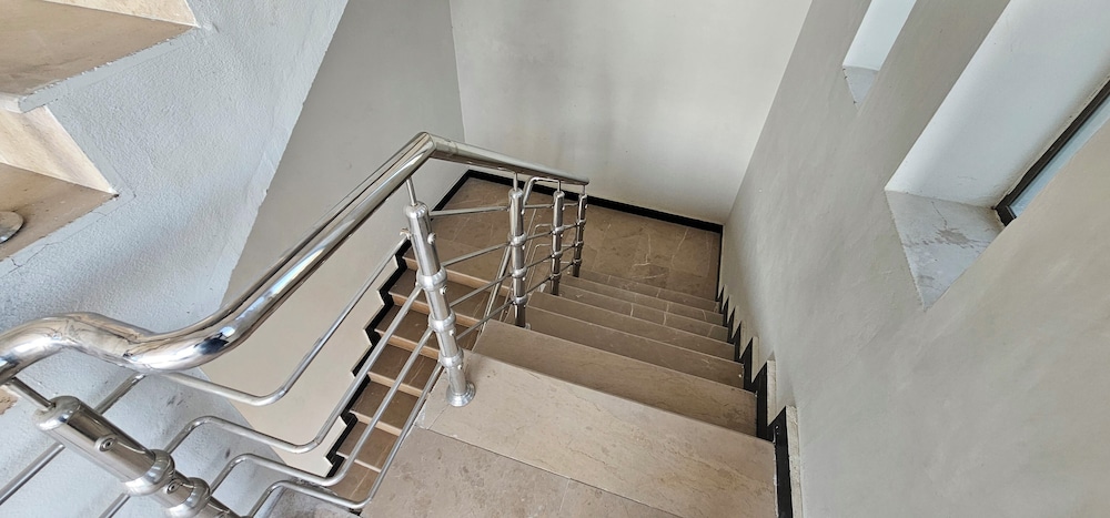 Mirpur 3-bed House Sleeps 6 view 5