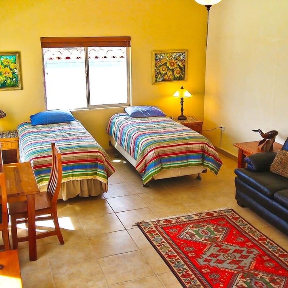 Casa Evita 4 Bedroom Beachfront Home