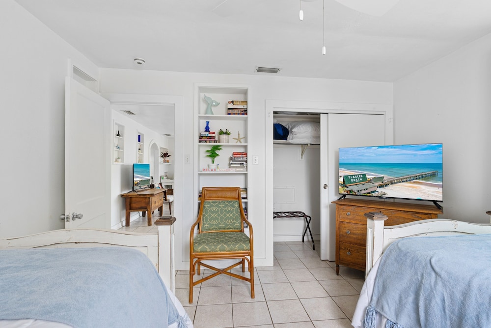 The CrabTrap at Flagler Beach by Distinctive Beach Rentals