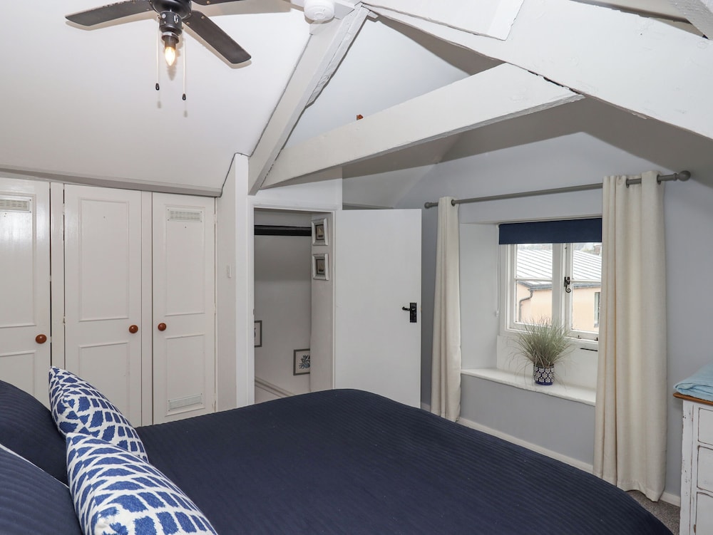 3 Pebble Cottage