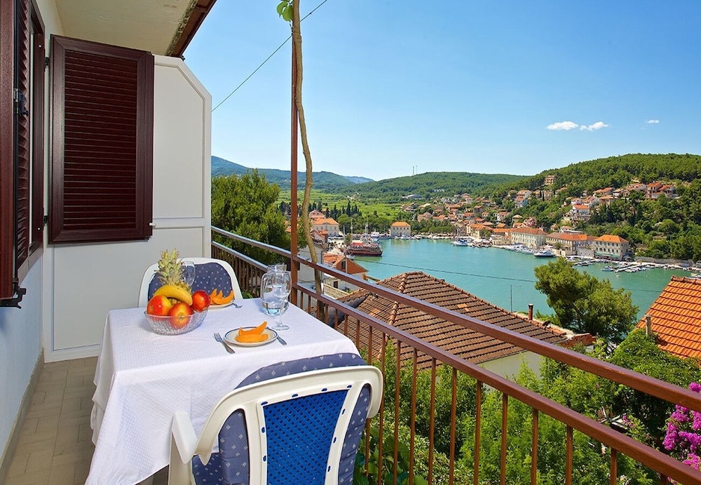 Vibo - Parking and Barbecue - A5 Vinka 4 view 5