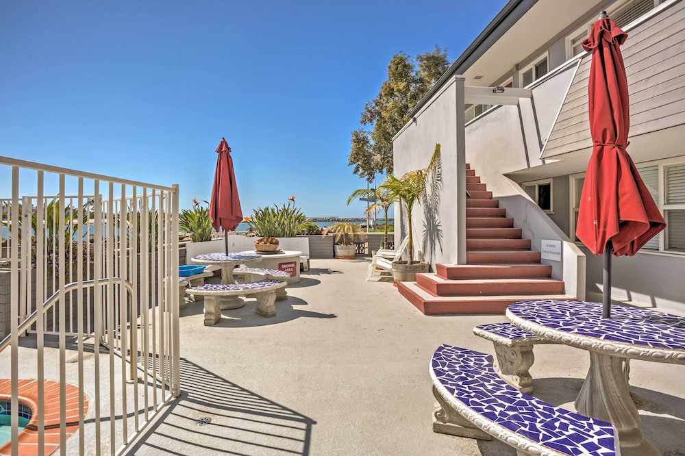 Chic Bay View Condo < 10 Miles to Dtwn San Diego!